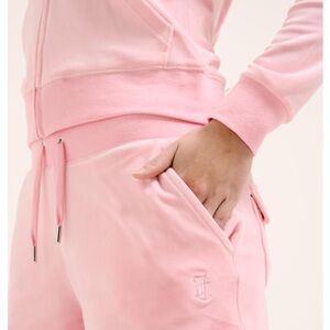 JUICY PINK CLASSIC VELOUR TRACK SHORT WITH BACK POCKET XL